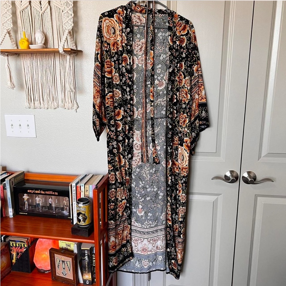 SHEIN Floral Long Kimono Cardigan